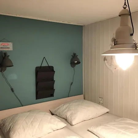 Furnished With Garden Sint Maartensvlotbrug