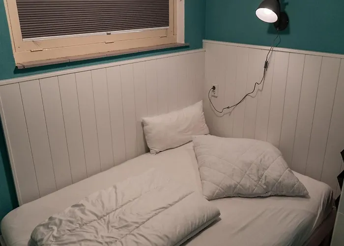 Furnished With Garden Casa vacanze