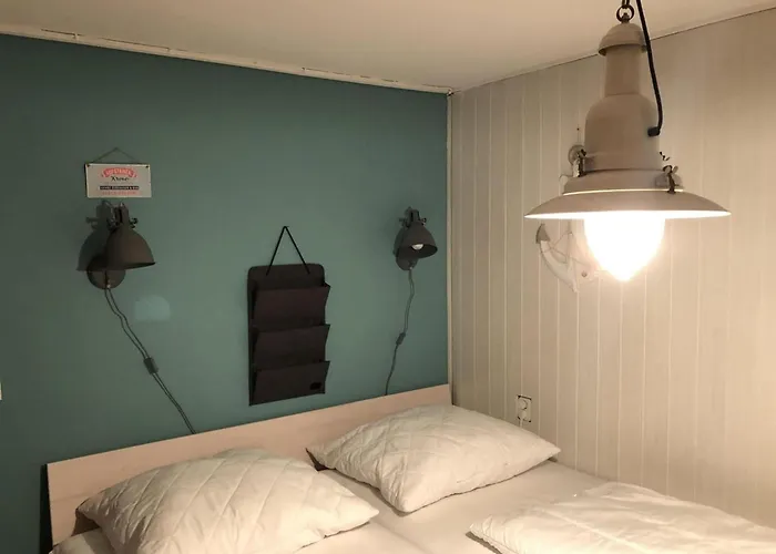 Furnished With Garden Sint Maartensvlotbrug