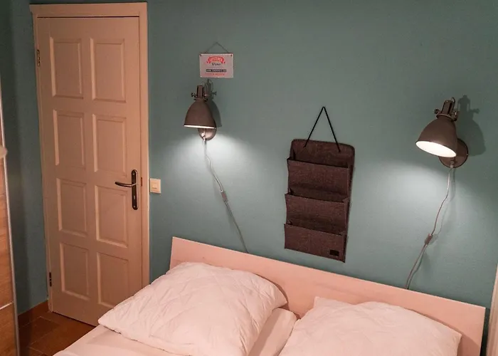 Casa vacanze Furnished With Garden *