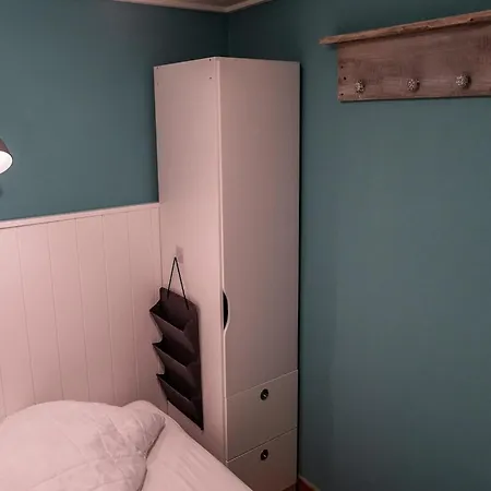 Furnished With Garden *